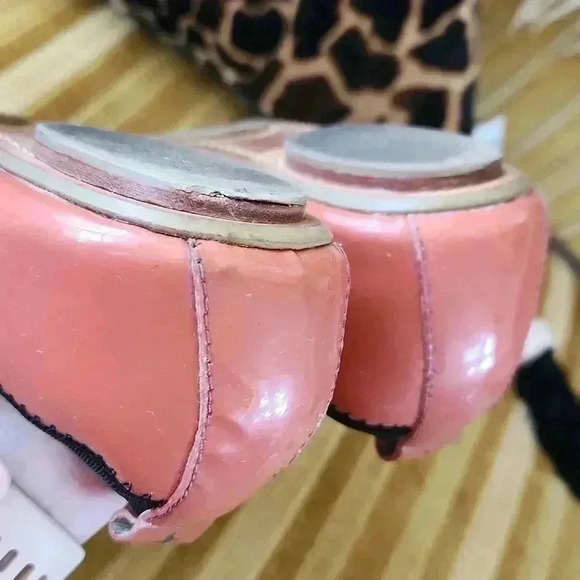 Very Lovely Soles Essence Flats Coral sz 7 - Picture 8 of 16